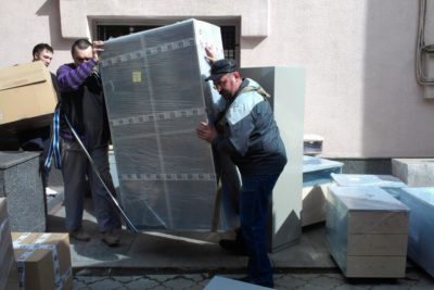 Перевозка мебели во Владивостоке
